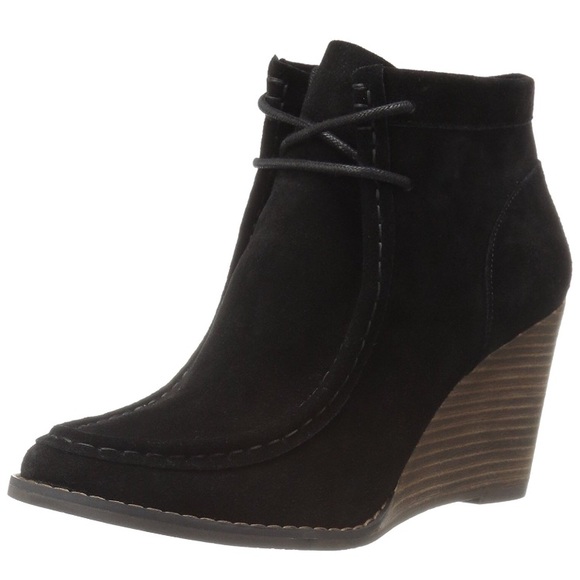 Lucky Brand Shoes - NIB Lucky Brand Suede Bootie 8